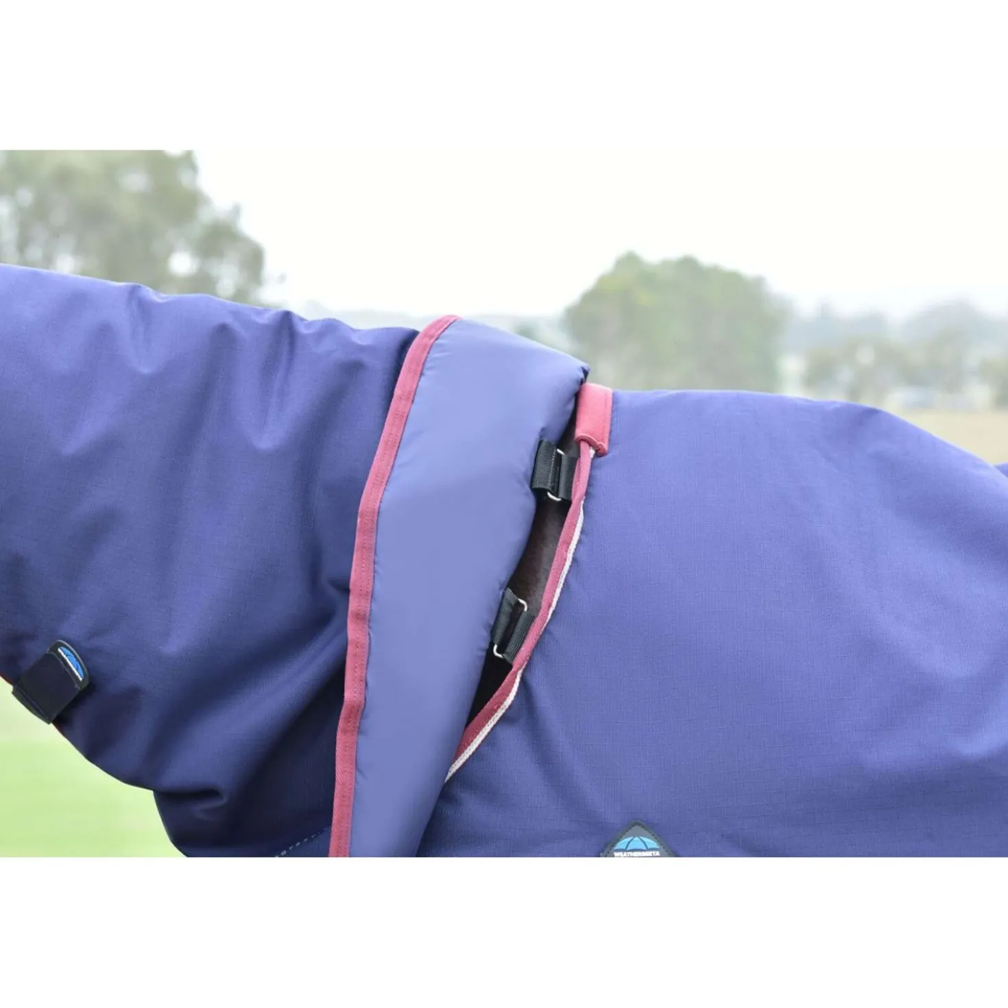 WeatherBeeta ComFiTec Essential Turnout Detach-A-Neck 220g Navy/Burgundy