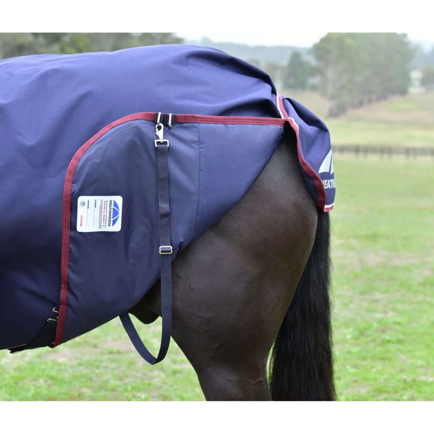 WeatherBeeta ComFiTec Essential Turnout Detach-A-Neck 220g Navy/Burgundy