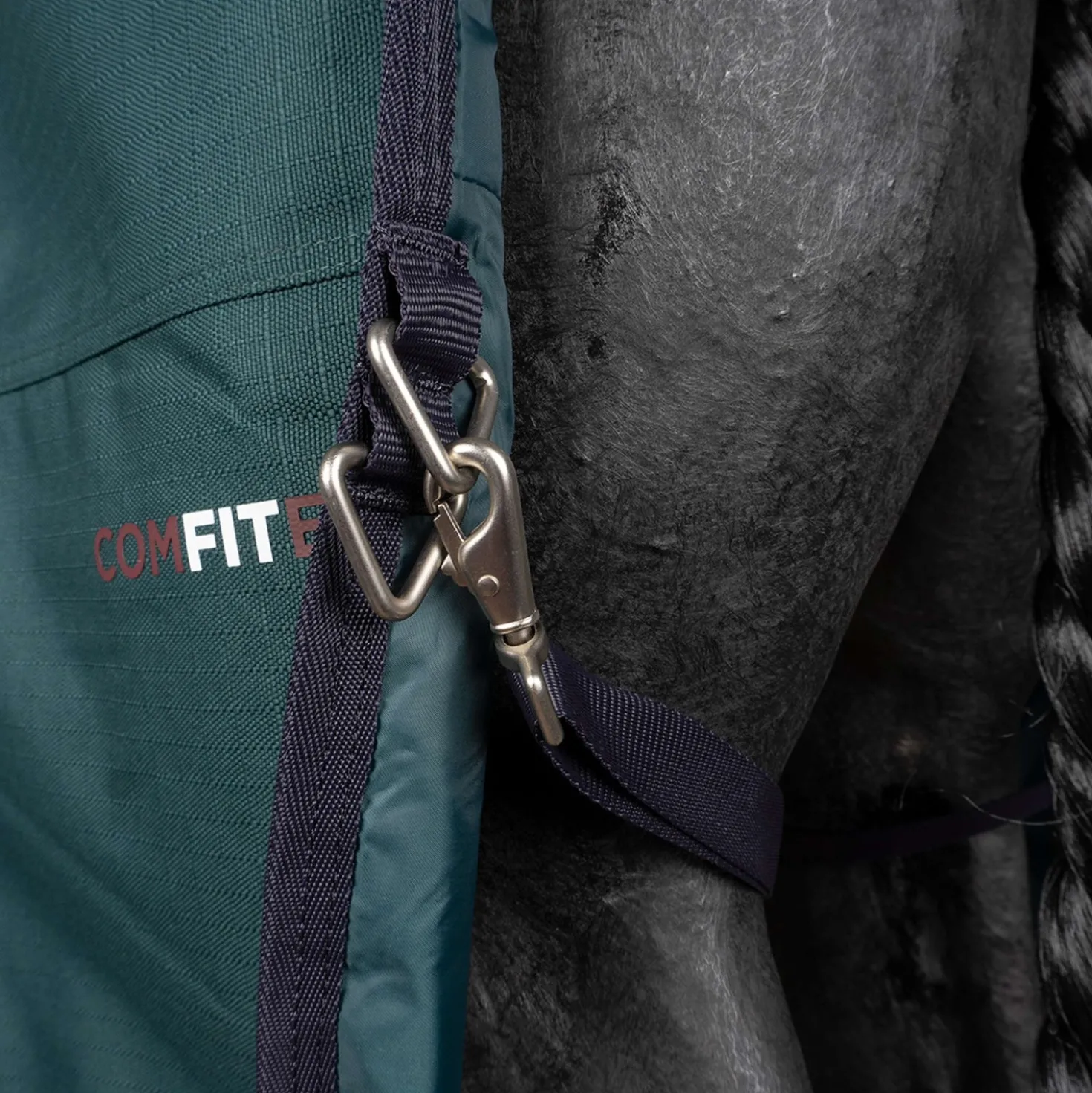 WeatherBeeta ComFiTec Plus Dynamic Turnout High Neck 220g Forest Green/Navy